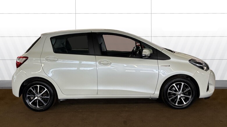 Toyota Yaris 1.5 Hybrid Icon Tech 5dr CVT Hybrid Hatchback